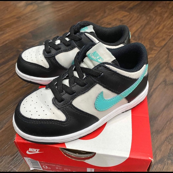 used NIKE DUNK LOW TD TIFFANY size 9c - Picture 9 of 10
